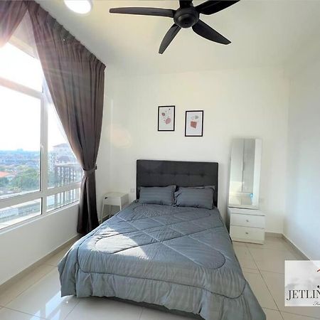 Melaka {Nova8 Suite} City-View/ 4Pax/ Wifi/Tv-Box Exterior photo